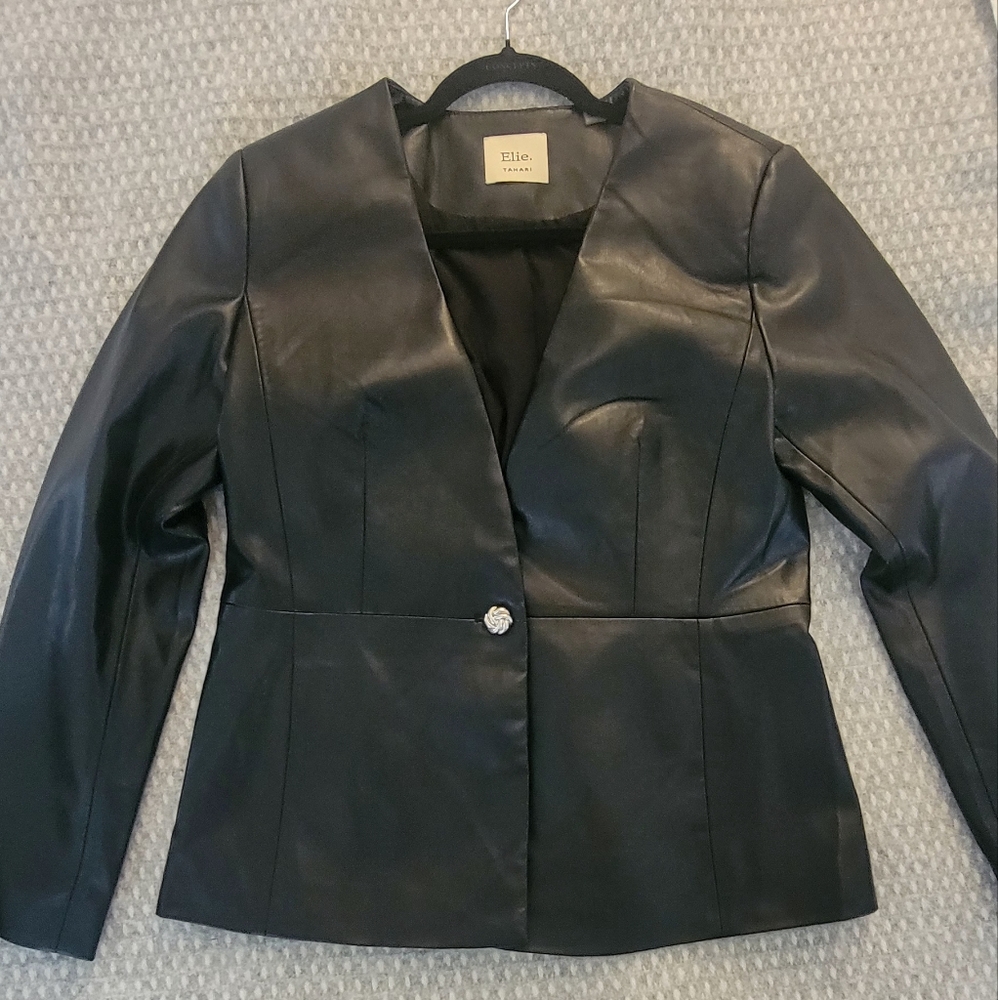 Elie Tahari Womens  Jacket